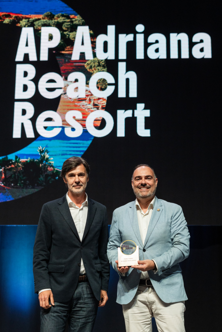 Prémio Family Hotel  para o AP Adriana Beach Resort