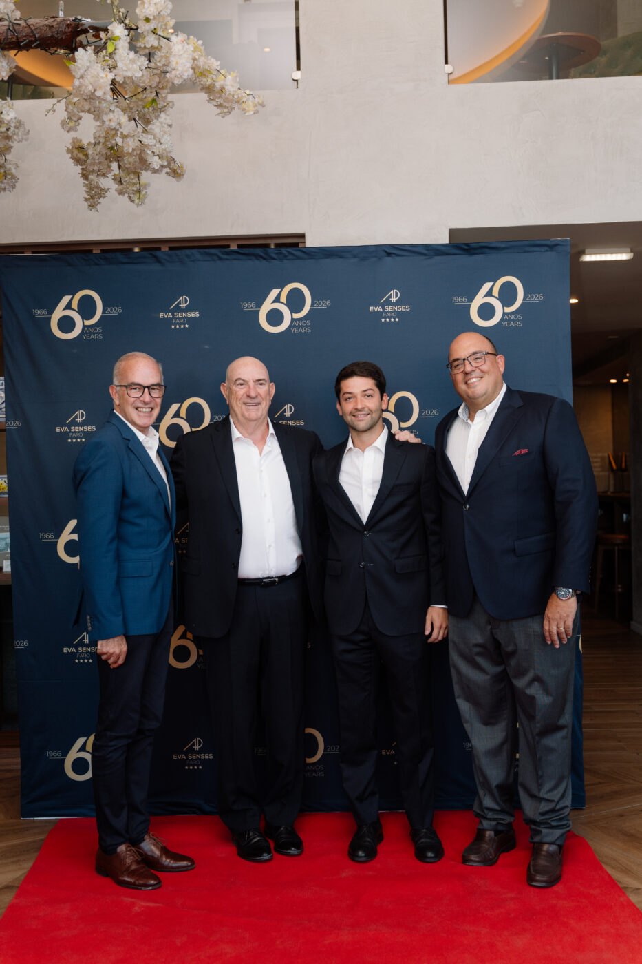 AP Eva Senses comemora 60 anos com jantar de gala